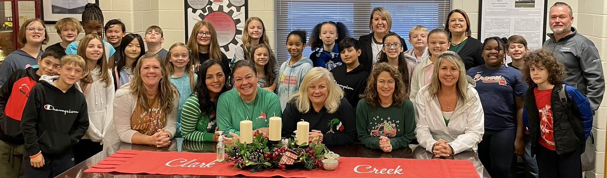lauracasey3's tweet photo. Days of Kindness from 5th Graders as they sang carols and brought treats for office staff and admin. What a way to start your day! @ClarkCreekSTEM @ccstempta @MrsWhiteCCES @CherokeeSchools @CcsdCares #RedHawksSOAR @rocker_ccsd https://t.co/Qah4i0K4sY