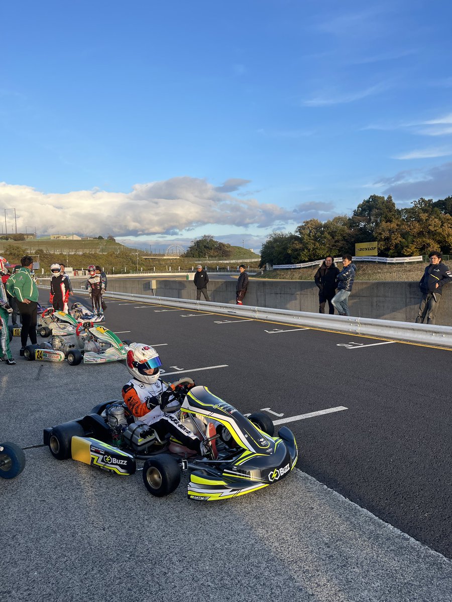 Buzz & Co Group tweet media