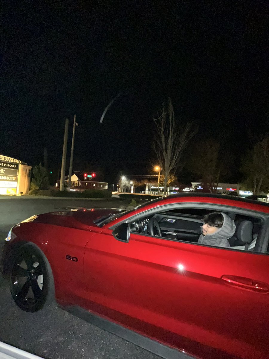slimepablo's tweet photo. Yessir https://t.co/DZW0a5ZMe0