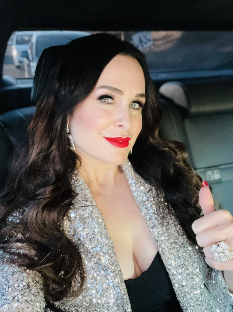 Jinsiy aloqa uchun Surgut ayollar raqamlari Chiroyli ayollar dumbalarining fotosuratlari