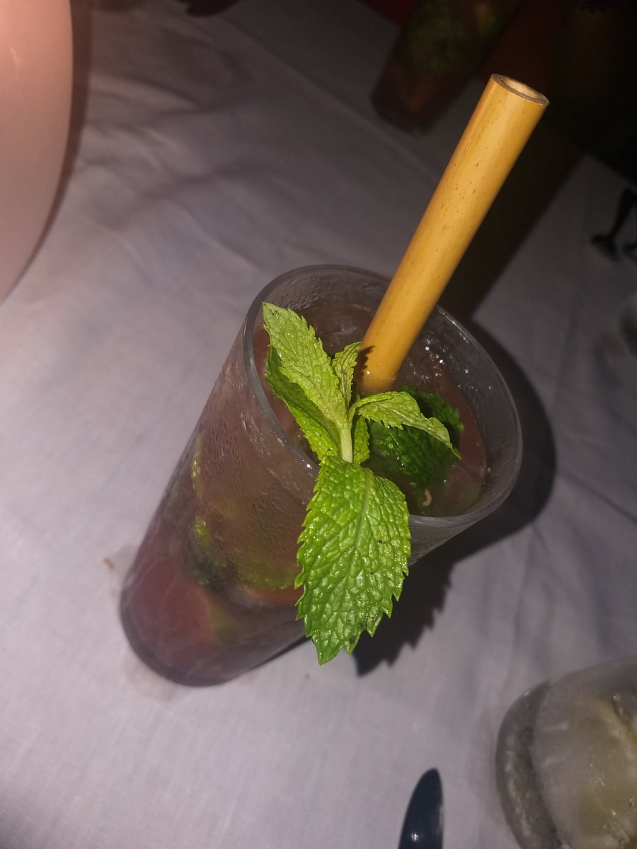 AngeloLarue1's tweet photo. The life I deserve 😍🥰🇸🇨❤ https://t.co/7NQFNeuZPo