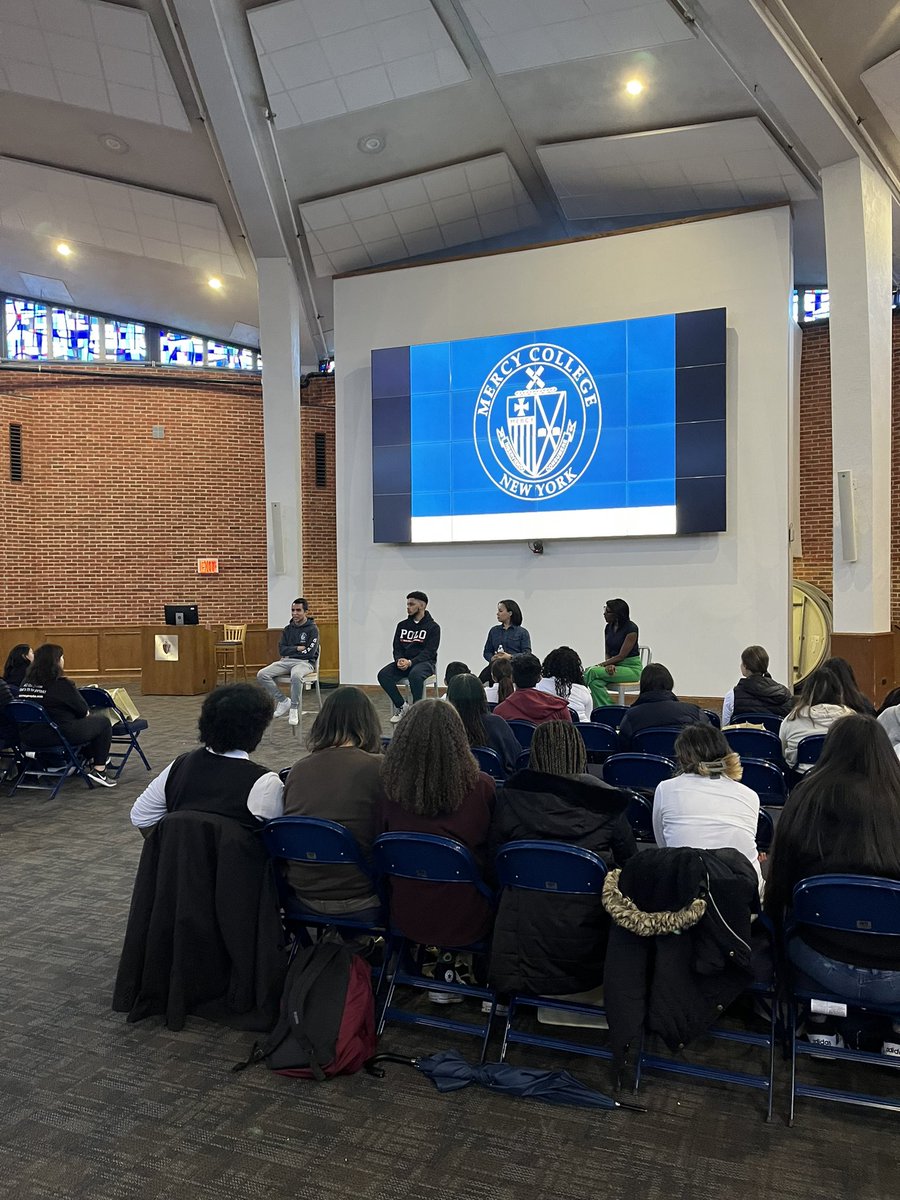 cecildwright's tweet photo. Today’s students tomorrow’s Teachers (TSTT) spending the day at Mercy College! Thank you Mariana from TSTT, Ze-Enna Assistant Director of Admissions and School of Education at Mercy College! Amazing day! #tstt #mercycollege https://t.co/xZDcBK8sIS