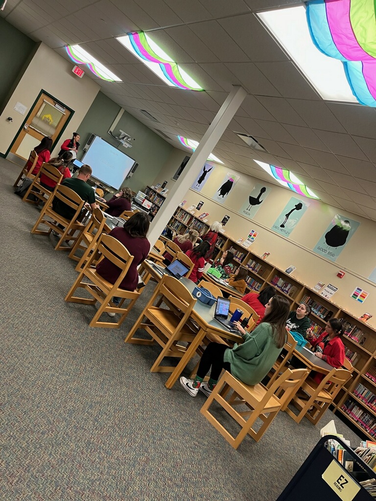 JESCrusaders's tweet photo. Our LEC leading our teachers in a presentation about creating calm classrooms. #CrusaderStrong #EveryLearner365 https://t.co/YPvC6WZgtV