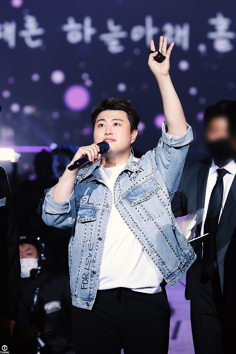 글라라정 tweet media
