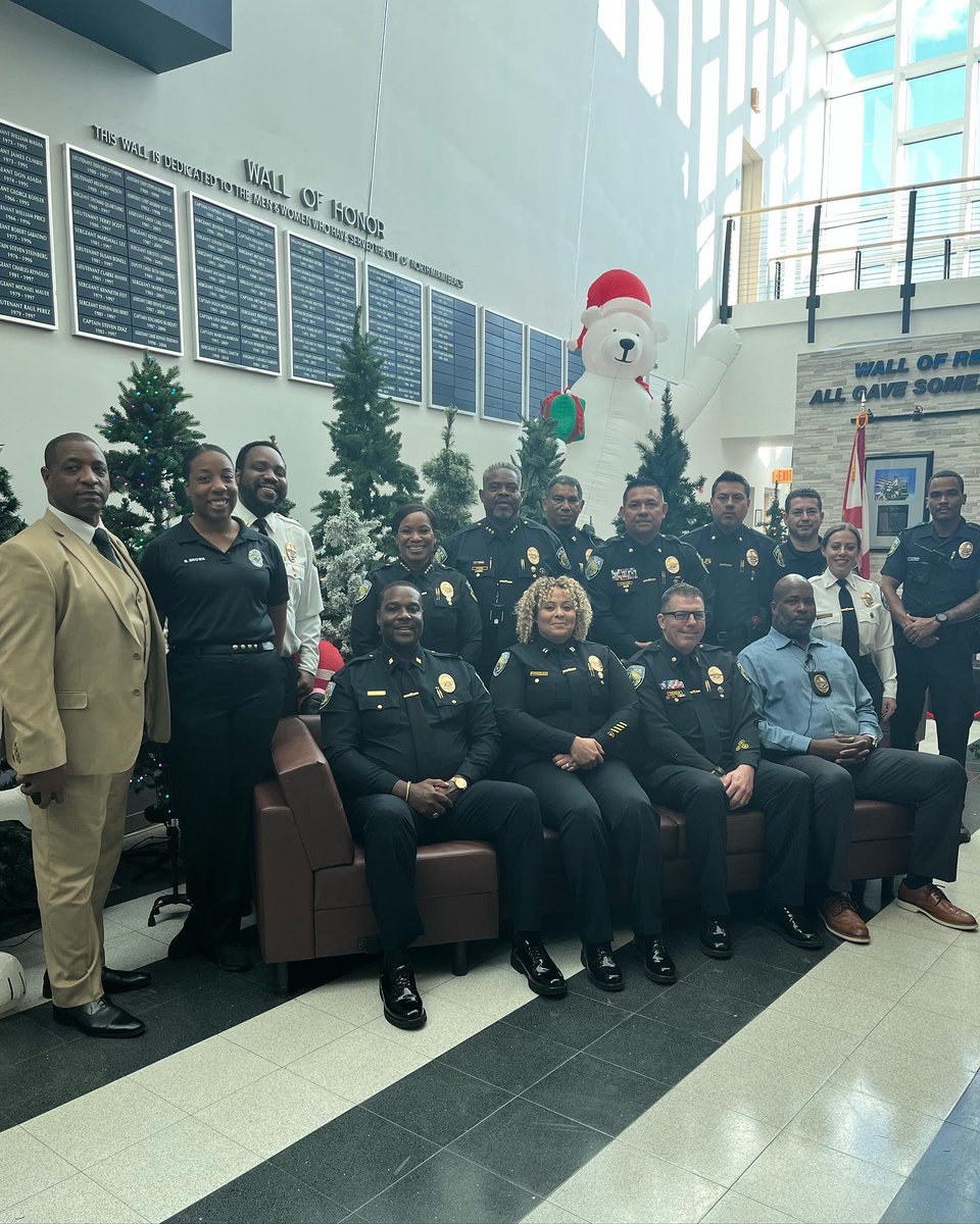 CityNMB's tweet photo. This week, our City Departments are recording special holiday messages which will air via Channel 77. Stay tuned and make sure to tune in! #IamNMB #HappyHolidays π€© https://t.co/h5VeXbrkr2
