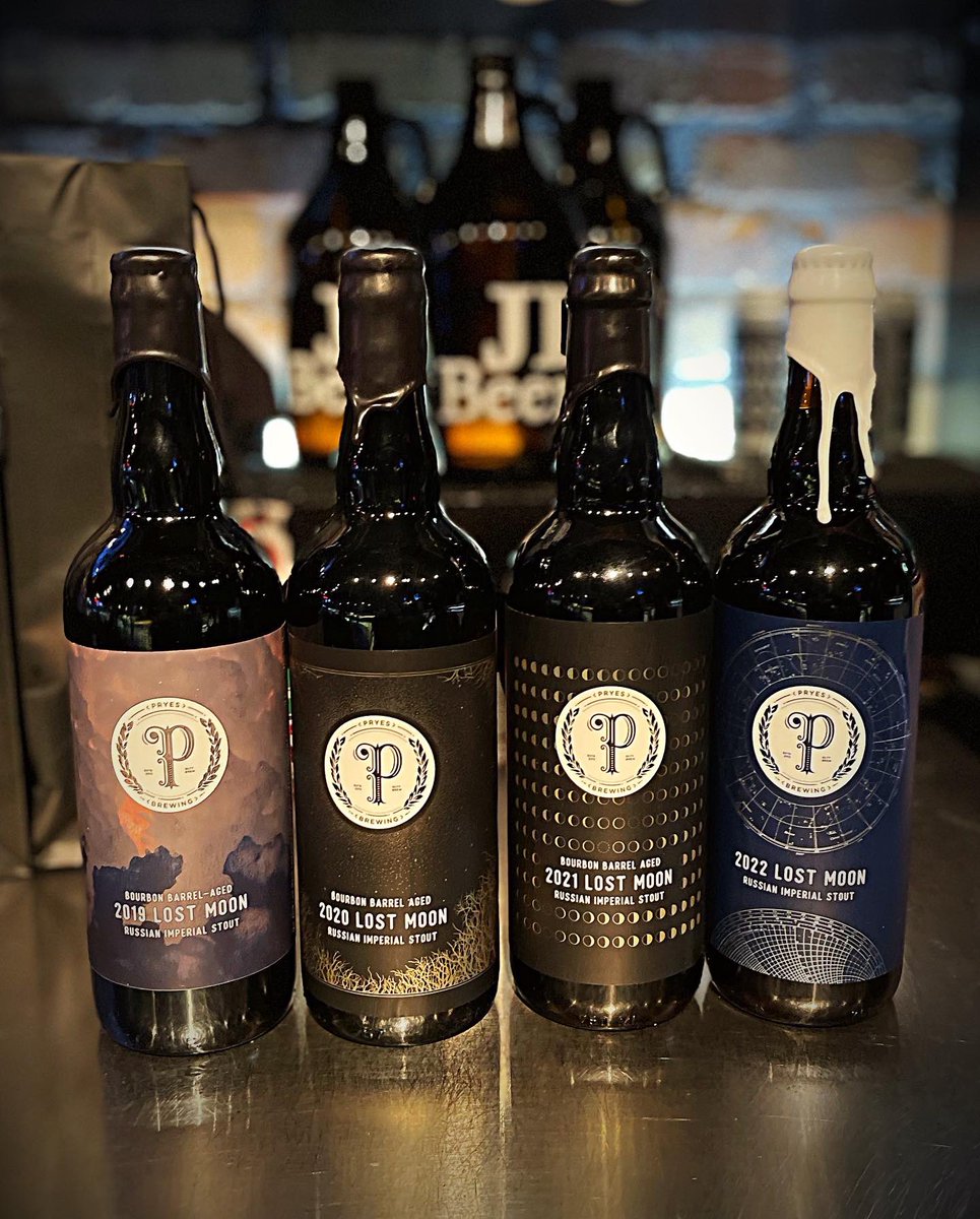 jlbeersbville's tweet photo. They’re All Tapped! 🚨 @PryesBrewing  in the House!! Plus a Giveaway Bottle of Each Year Tapped at 7pm!! Giveaway Glassware &amp; Prizes! Come Join In the Fun!! Cheers!! 🍺🍔 #jlbeersbville #jlbeers #rarebeer #myburnsville https://t.co/NcHIRQXB19