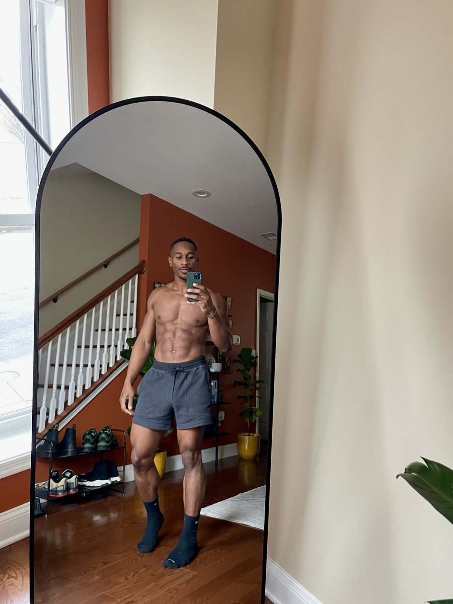 qtwjr_'s tweet image. If my camera off you know why... #techbae #dmv