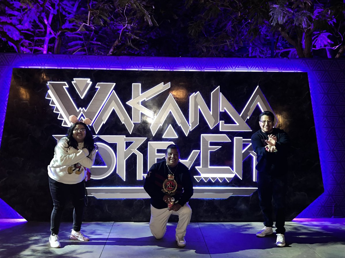 My First Private Holiday Party in Disney California Adventure 😭❤️ #grateful #producer