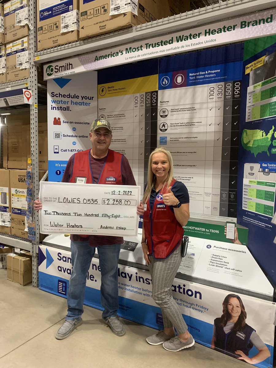 ChristleWalker's tweet photo. Lowes 535 in N OKC has some of the most loyal and hard working associates. I’m fortunate to lead this team of superstars ⭐️ #okc #lowes https://t.co/NW0yjhgh5X