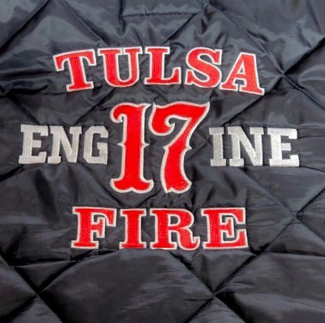 TulsaFire's tweet photo. 🎄TFD Christmas Countdown🎄
🎄🎄17 Days Until Christmas!🎄🎄
Station 17 is asking that you teach your kids fire safety and practice an escape plan. Happy Holidays from Station 17! #17daysleft #tulsatiredepartmentchristmascountdown
#Prideofdawson #station17 #engine17 https://t.co/7vi10J0fuT