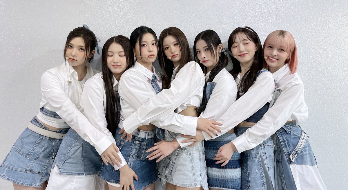 nmixxpics_'s tweet photo. NMIXX WILL ALWAYS BE SEVEN https://t.co/CEdVIf78Zk