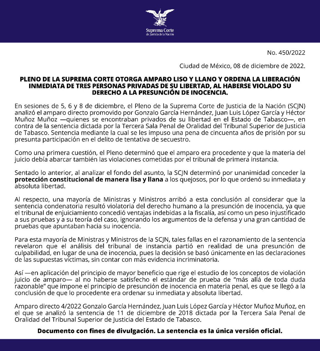 SCJN's tweet image. El Pleno determinó por unanimidad conceder la protección constitucional de manera lisa y llana así como la liberación inmediata de tres personas privadas de su libertad, porque se violó su derecho a la presunción de inocencia
🔗 bit.ly/3uD7ihO