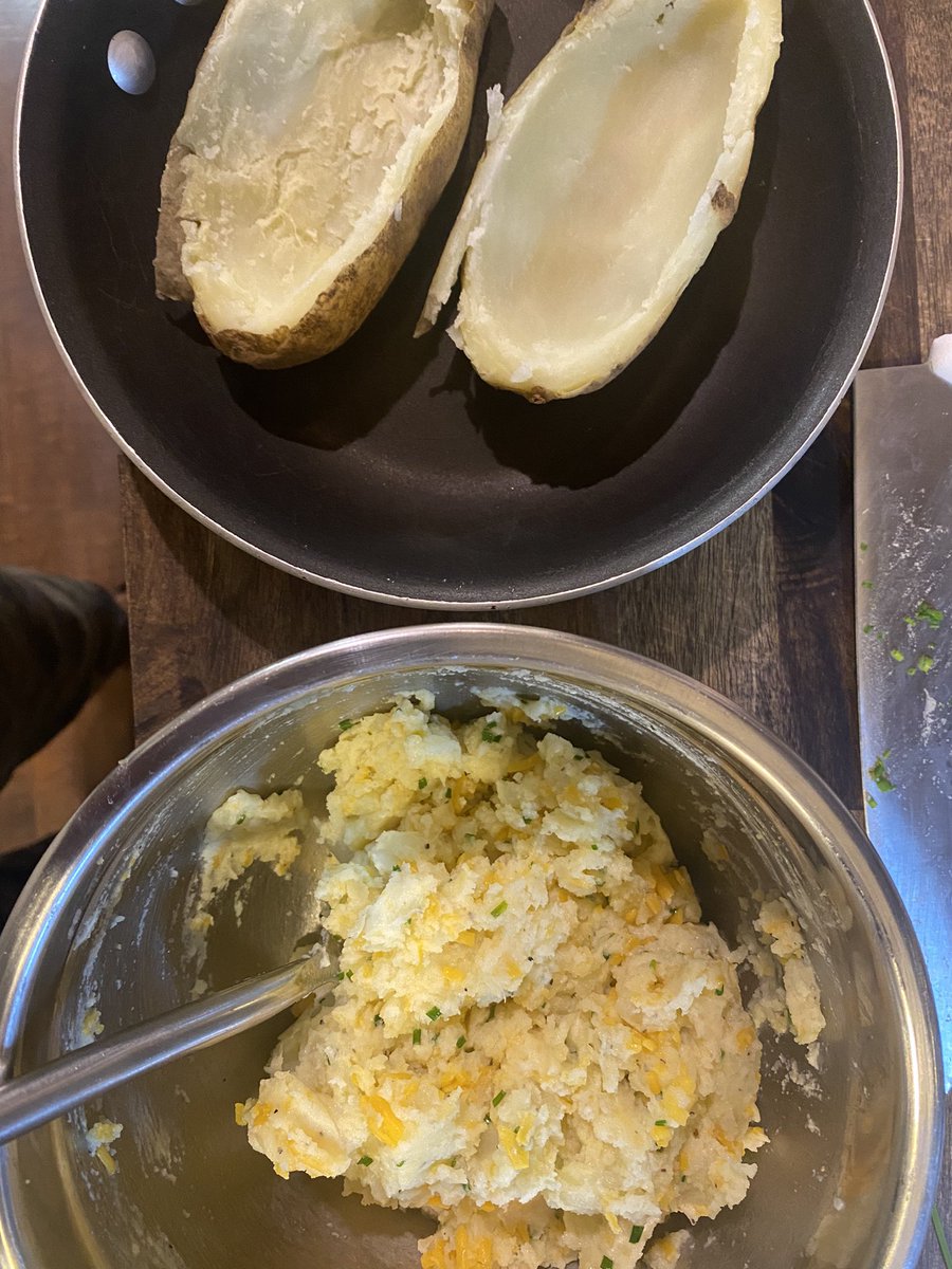 Charles Hunter III tweet media