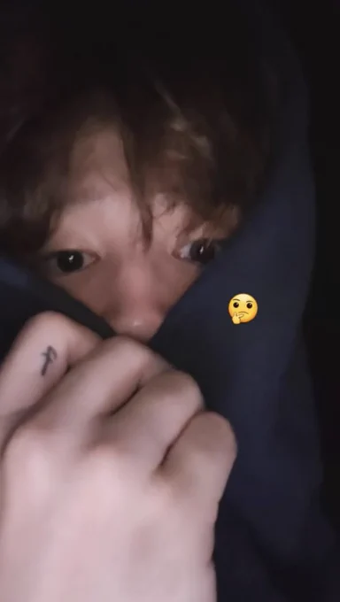 ELE APARECEU ASSIM TODO PITICO COMFY PEDINDO POR UM BEIJINHO NO NARIZ 