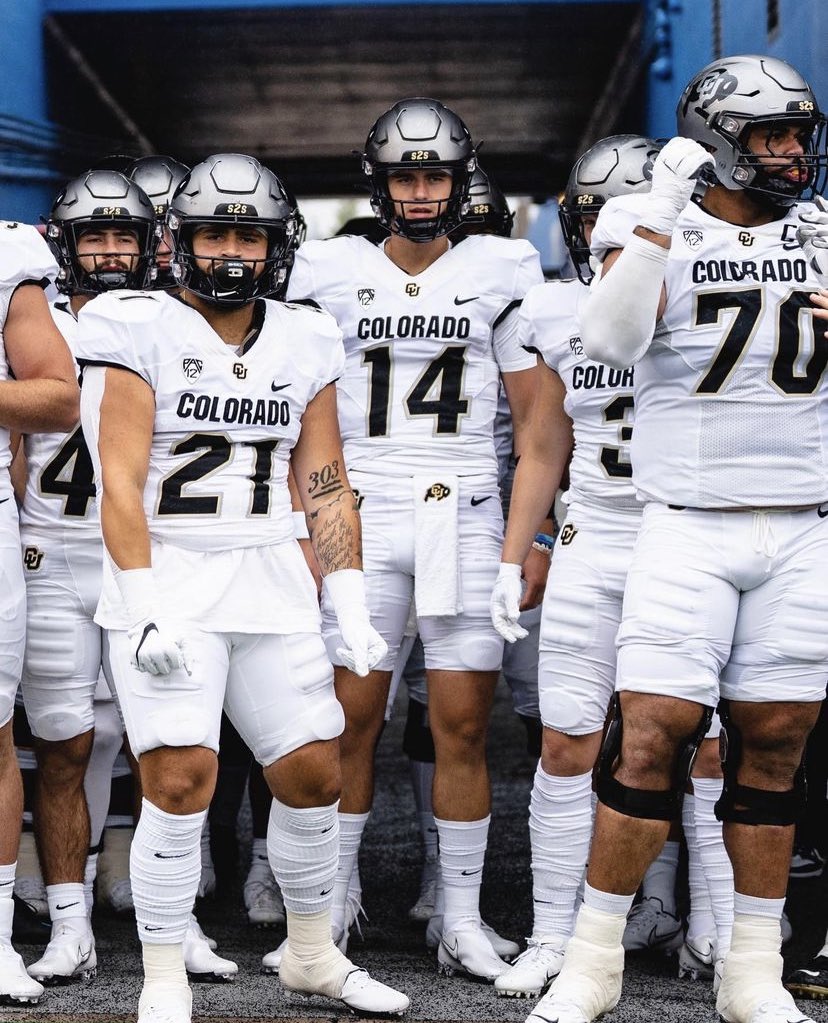12 (@kasenweisman12) on Twitter photo 🙏🏼
Blessed to have received a(n) offer from the university of Colorado !!!
<a href="/DeionSanders/">COACH PRIME</a>
<a href="/TheHC_CoachLew/">🔴 Sean Lewis ⚫️</a> 🙏🏼
Blessed to have received a(n) offer from the university of Colorado !!!
<a href="/DeionSanders/">COACH PRIME</a>
<a href="/TheHC_CoachLew/">🔴 Sean Lewis ⚫️</a>