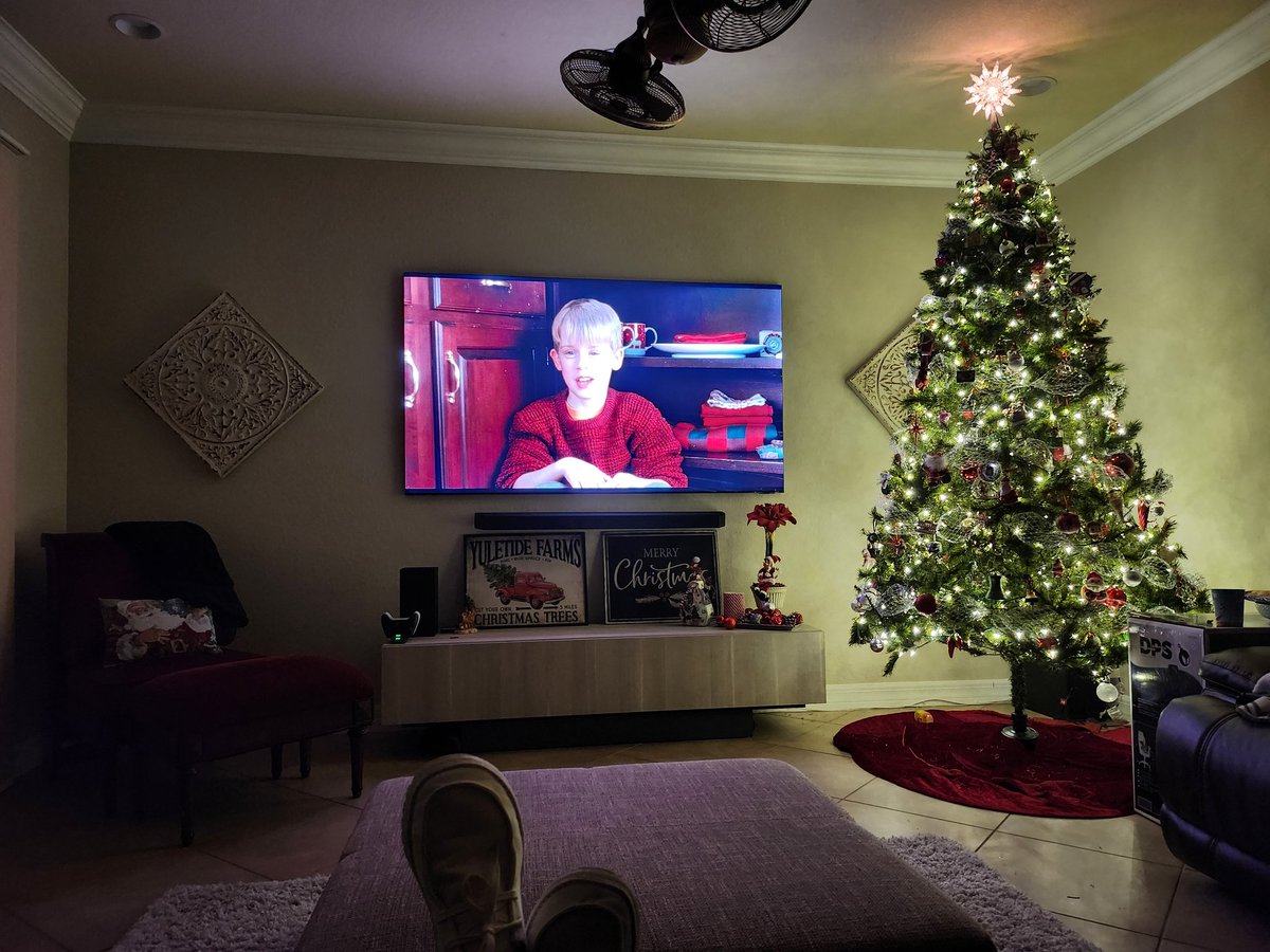 SheMorgan1's tweet image. One of my favorites, Holiday Movie Night