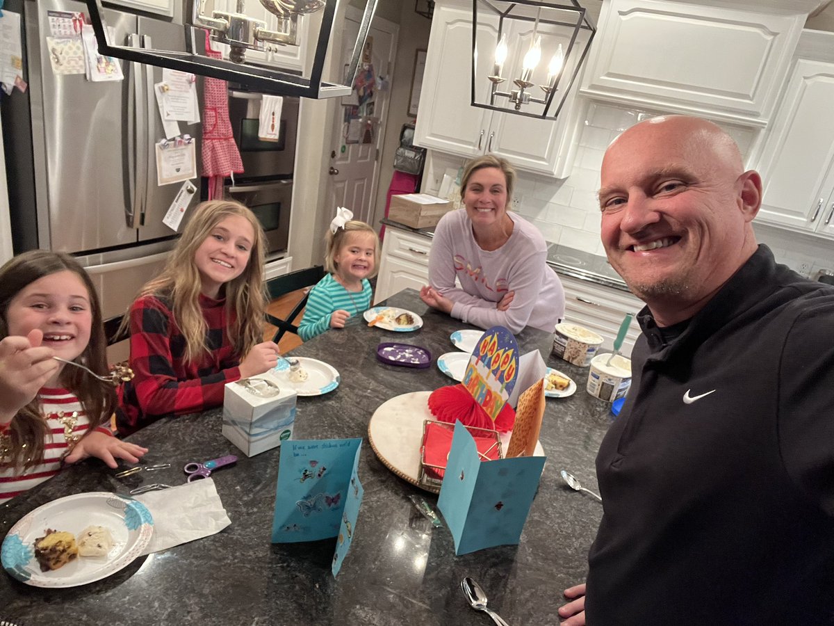 🔥Alan York 🔥🗣🎙🎧📺 tweet media