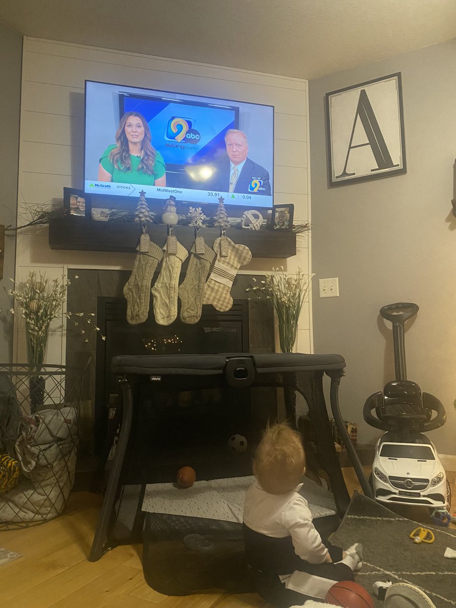 McCallAtwater's tweet photo. Beckett (10 months) is captivated by @BethMalicki on a nightly basis. The transition sounds are also a fan favorite. Big KCRG fan over here! https://t.co/8L9T1aoZey
