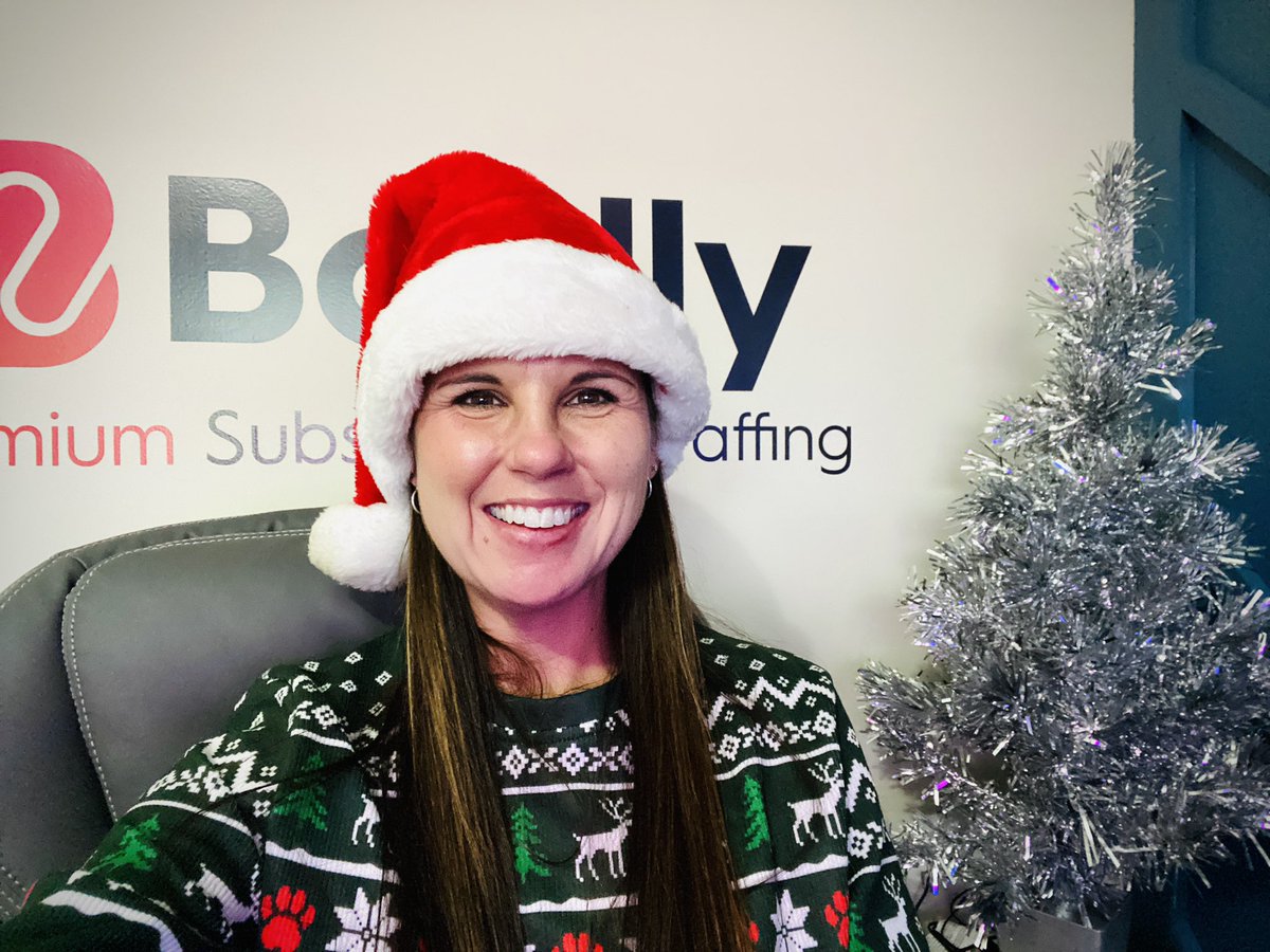 DevinMDrake's tweet image. Our annual office holiday party is one of my favorite things! We may be 100% remote but that doesn’t stop us from celebrating together. 🎄🎅🎁

#companyculture #remotework #holidayparty