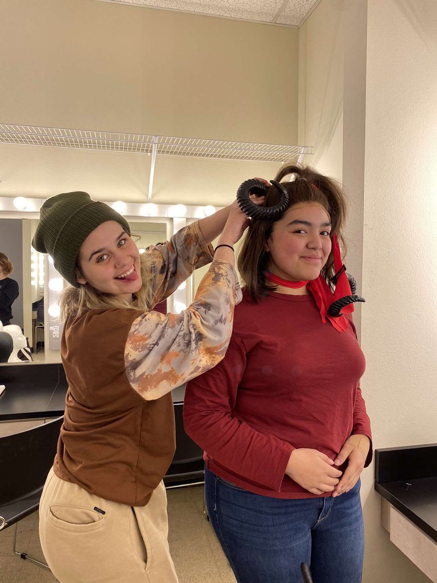 WTAMUTheatre's tweet photo. Wednesday, November 16th, USITT hosted a Wig Workshop, and may we say… 👏WIGS👏WERE👏 SNATCHED👏! A huge thank you to those that participated and to our own @WTAMUSITT for hosting such wonderful workshops!
🦬❤️💇♀️
#WT #WTTheatre #WTAMU #USITT #WIGWORKSHOP #WIGSNATCHED https://t.co/FJkwvgfOId