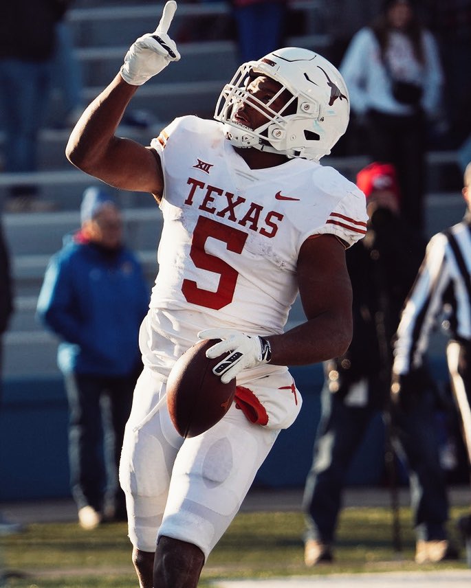 PFF_College's tweet photo. Bijan Robinson: 104 missed tackles forced this season

Led all Running Backs🤘 https://t.co/ejp7aBbdbh