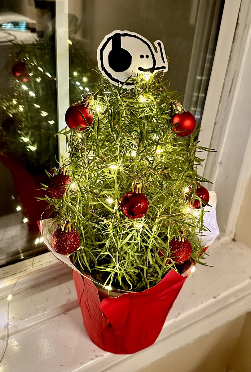 MetaBananas's tweet photo. ‘tis the szn https://t.co/4DQIIrwKlX
