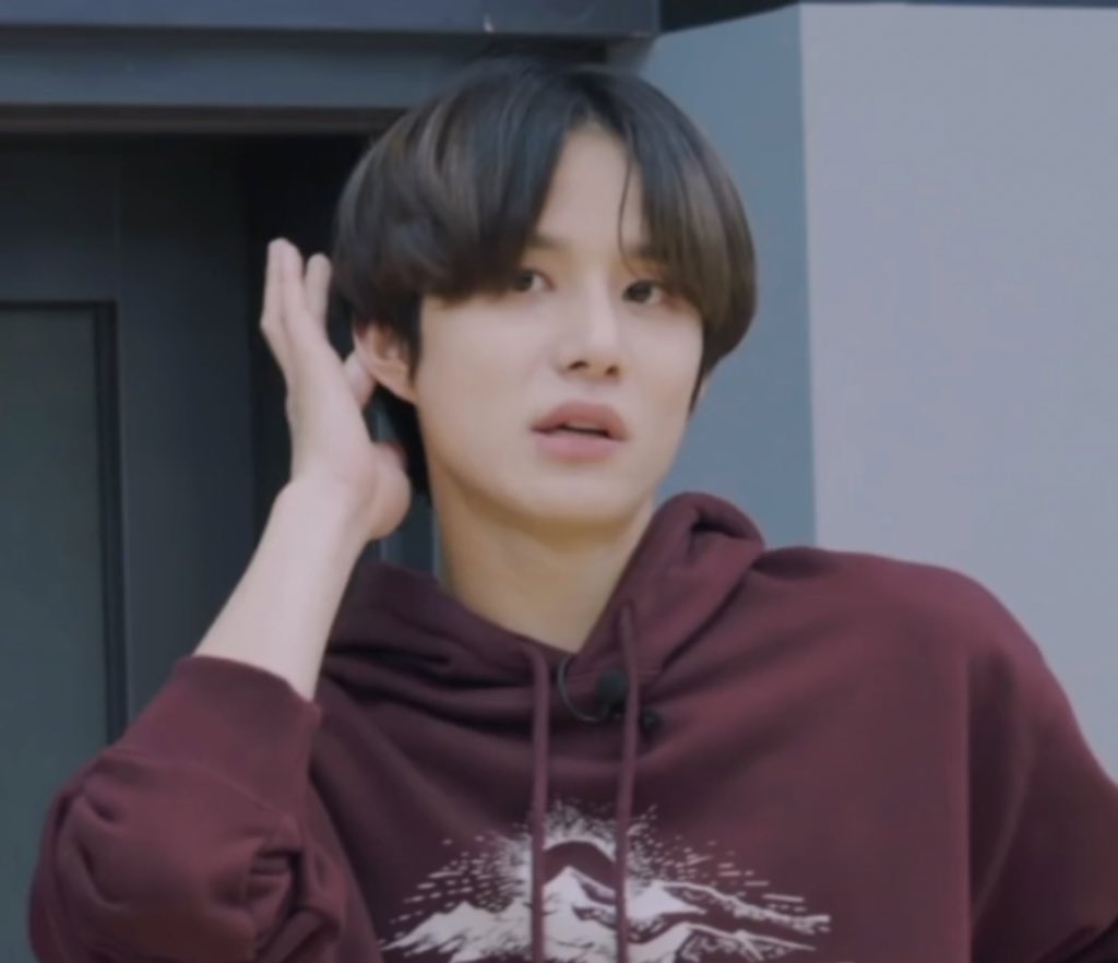 bbhjhjwoo_'s tweet photo. @collegemenfess Dari rumah ke kos cuma 1 jam, tapi aku pulang 6 bulan sekali https://t.co/7lzOjTEjo6