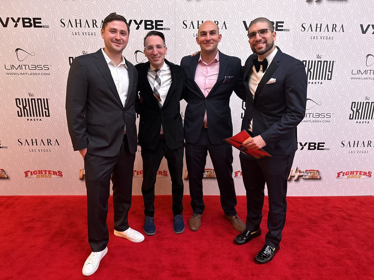 MikeBohn's tweet photo. That’s a wrap on the 14th annual World MMA Awards. #MMAJournalism
@arielhelwani @aaronbronsteter @shaunalshatti https://t.co/cEuC8Tjggt