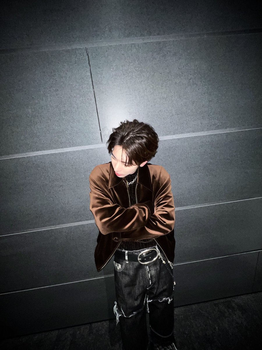 ᴛᴇʀʀʏ, 강. tweet media
