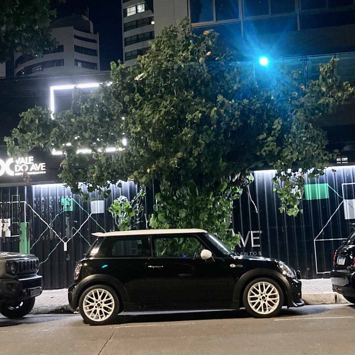 leonardocagp's tweet photo. #minicooper #quintafire 🔥 https://t.co/Q3EByp3cqQ