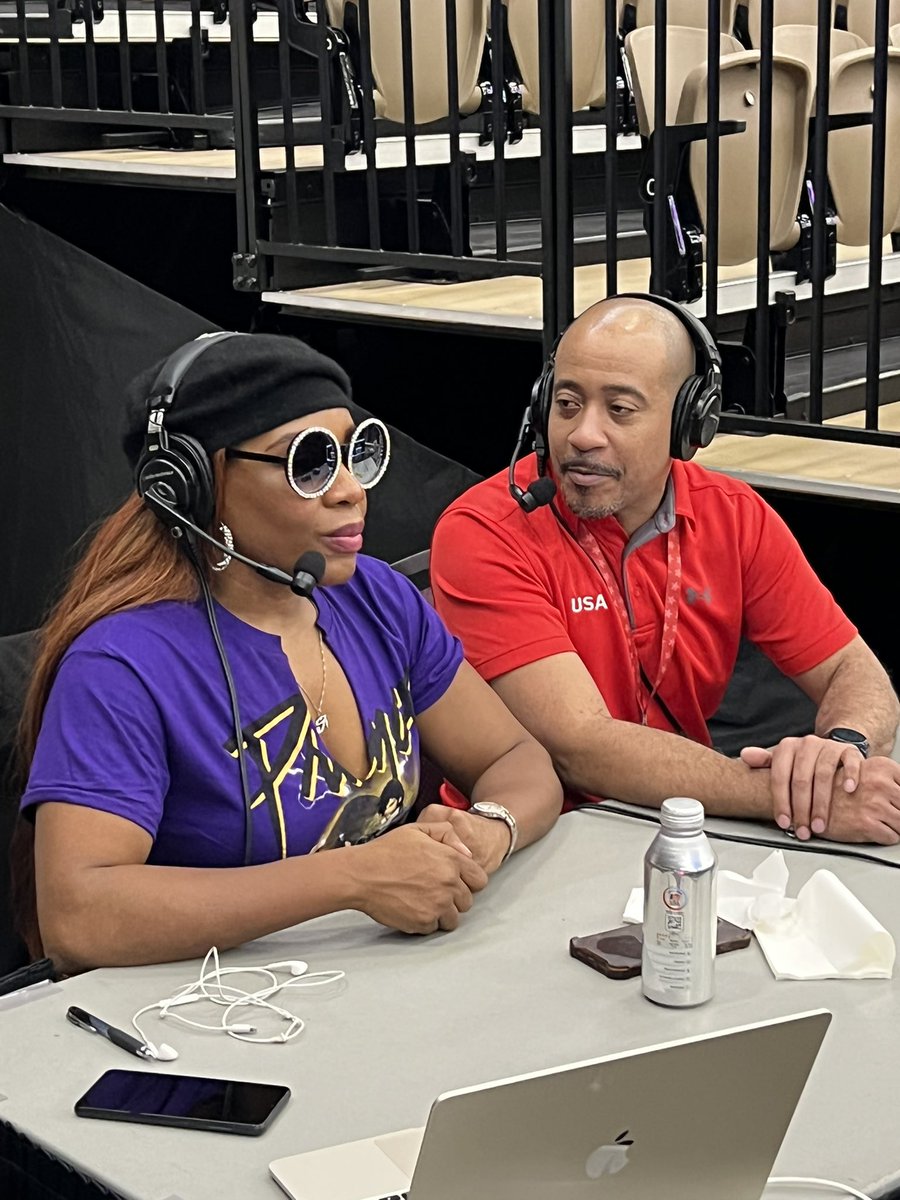 <a href="/TheHHDiva/">Franchón Crews-Dezurn</a> on the mic with <a href="/INVdavidp/">David Austin</a>! 

Tune into our multiview stream to listen to them chat some boxing 🥊

bit.ly/22BoxNationals