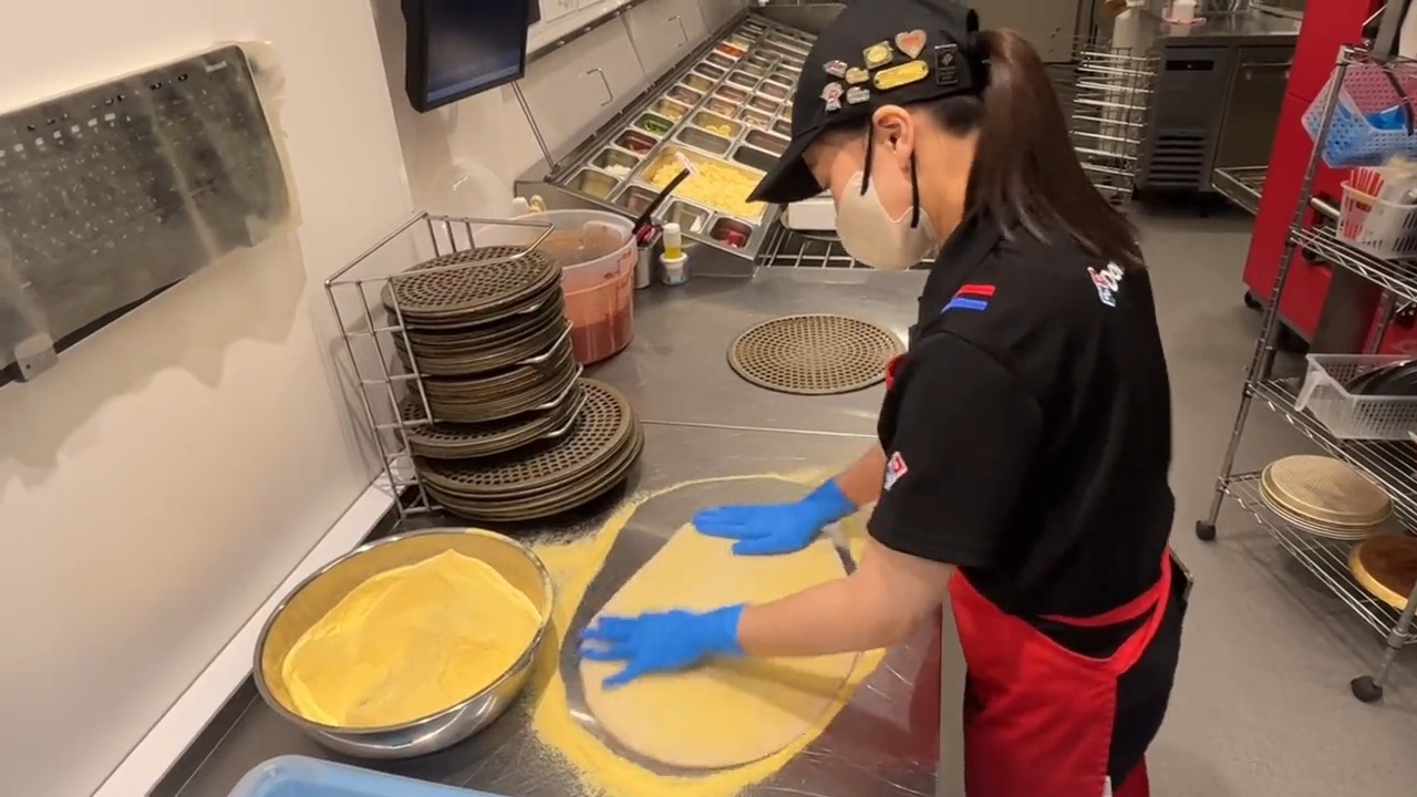 ドミノピザ ドミノ・ピザ、11月5日「ごまの日」限定 『セサミガーリック