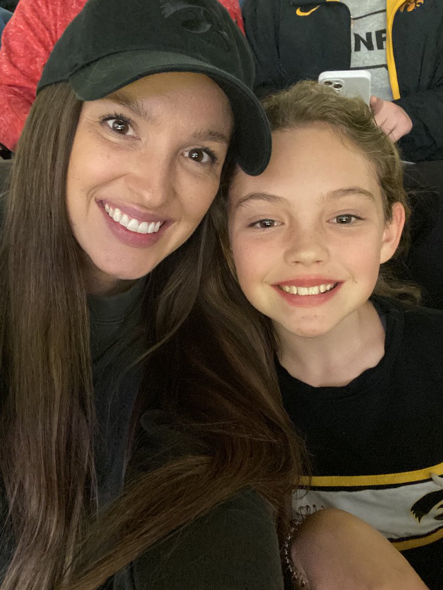 chelseeeabee's tweet photo. #fightforiowa https://t.co/KDFIjT2GEf