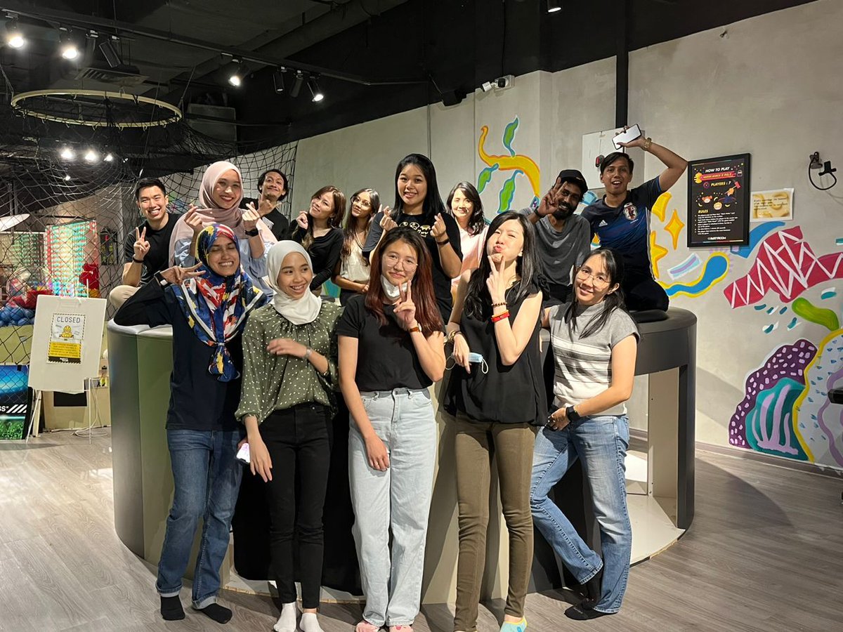 360_MMS's tweet photo. A little throwback of our awesome weekend rendezvous! 

Enjoying a meal together before our playtime🤩

Wishing everyone an awesomely blissful weekend ahead full of good vibes &amp; cheer.

#360experience
#advancingaspirations
#360MMS https://t.co/pE5XJfvavS