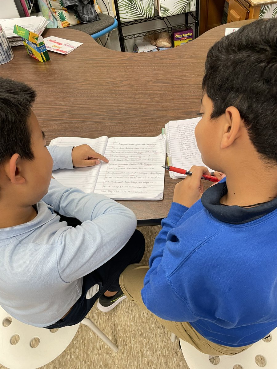 MsWeiter's tweet photo. Getting another personβs perspective is always helpful! #peerediting #writers #editors #ghlionpride ππ¦π https://t.co/YulWmwSExY