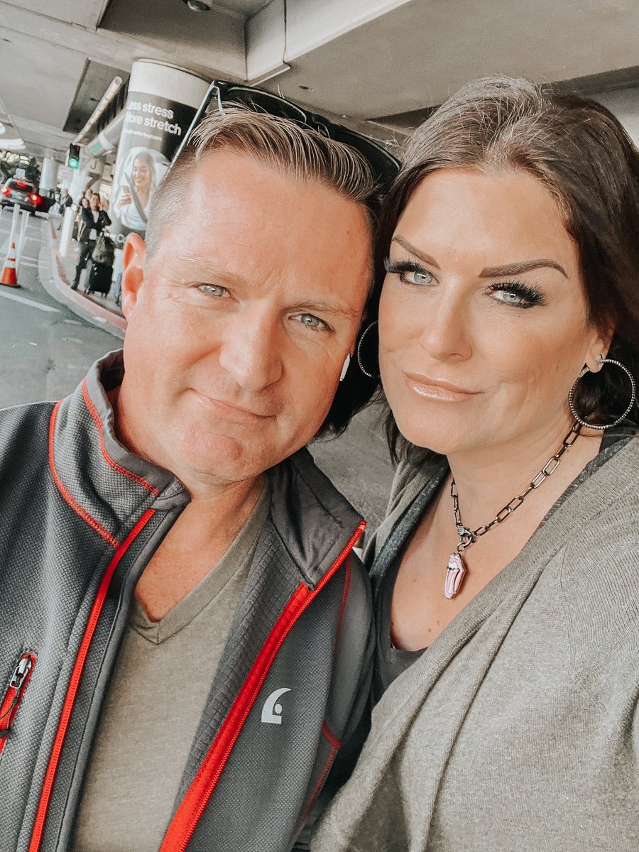 richele_kramer's tweet photo. In Cali with my ❤️Hubby @braveheartmicah https://t.co/yyYGqhYFDI