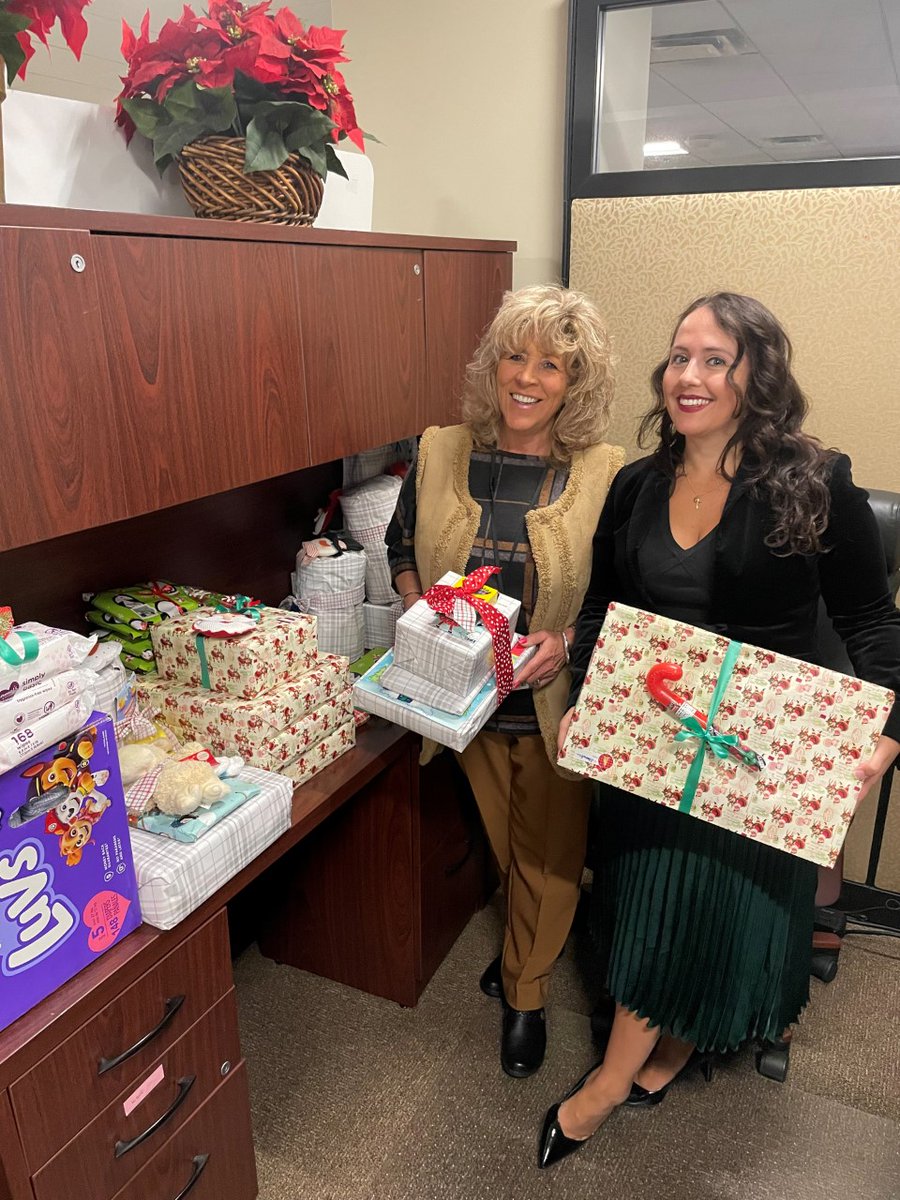RIPTA_RI's tweet image. The spirit of giving continues.  Several of our departments -- customer service, Planning,, Legal, Marketing and RIde -- got together to adopt a family for the holidays through @CCAPORG We're excited to know that we're brightening a family's holiday!