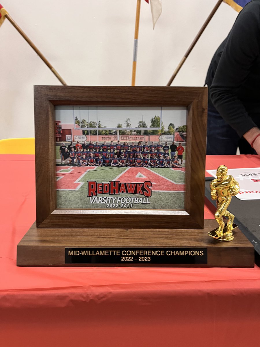 We got some new hardware in just in time for our football banquet! Hawks on the Hunt! #HOTH22