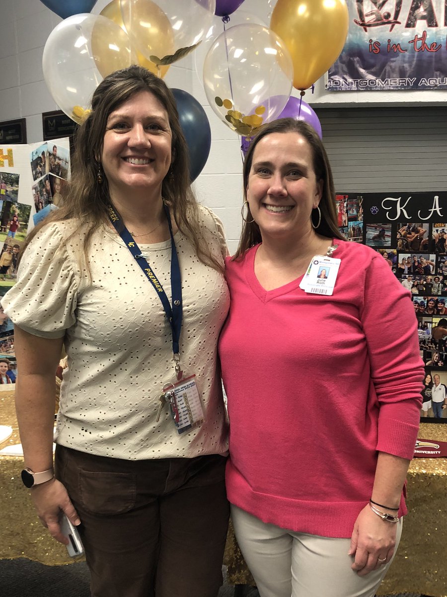 Julie Roth tweet media