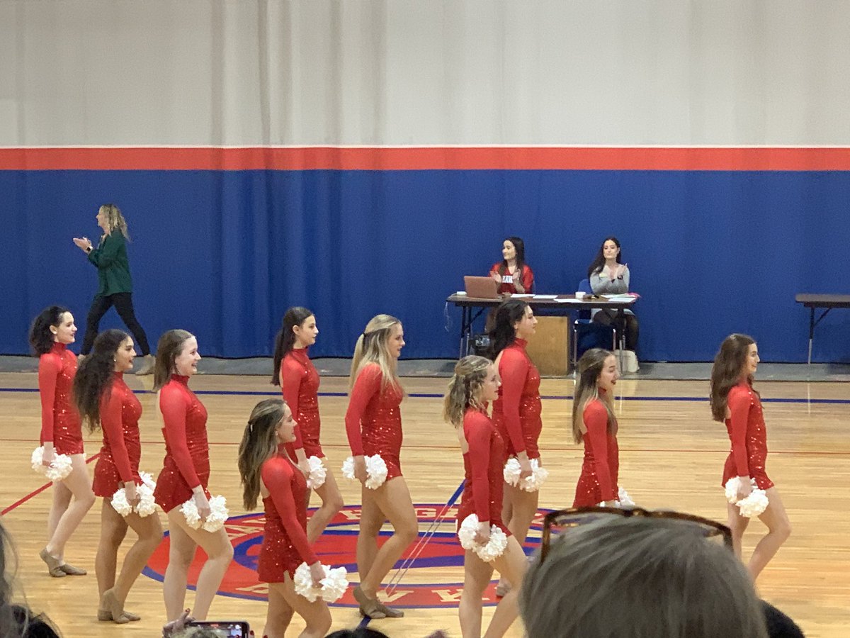 The <a href="/Hays_Hawks/">Hays High School</a> dance classes, <a href="/HaysHighstepper/">Hays Highsteppers</a>,  BMS &amp; WMS dance teams were shining bright at their performance tonight. Great way to build vertical alignment! Thank you Doneece Williams for leading the way! <a href="/HaysFineArts/">Hays CISD Fine Arts</a> <a href="/HaysCISD/">Hays CISD</a>