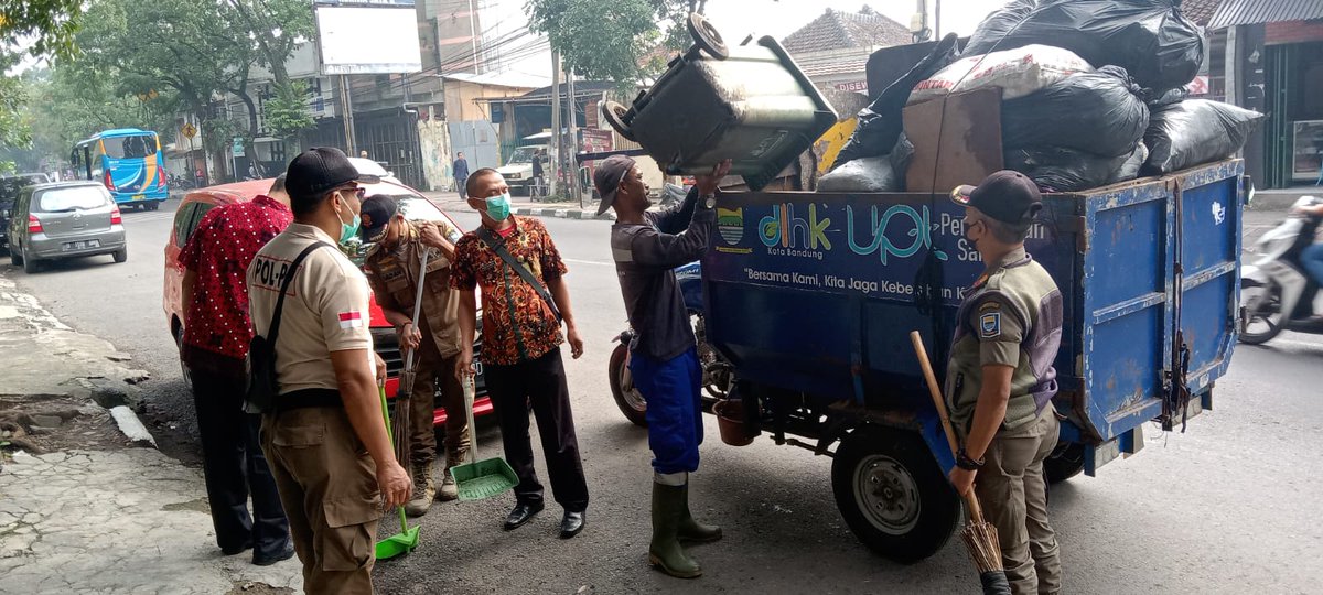 Sampurasun wargi kecamatan bojongloa kaler .. yuuks kita jumat bersih, ulah buang sampah sembarangan, bebersih buruan ...