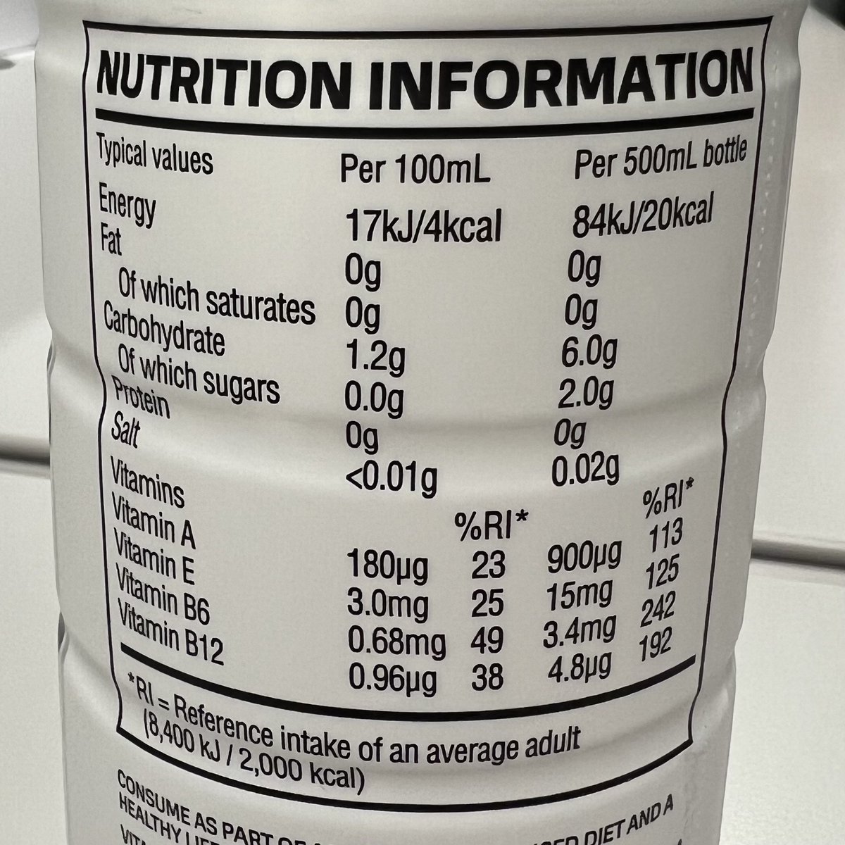 g1dan_'s tweet photo. @PrimeHydrate 
HUGE TYPO FROM PRIME (UK)

A typo on the per 100ml carbohydrate of which sugar. Should be 0.4g not 0.0g.

This is on the new ‘Meta Moon’ flavour… Am I missing something? https://t.co/inNGin3Y1B