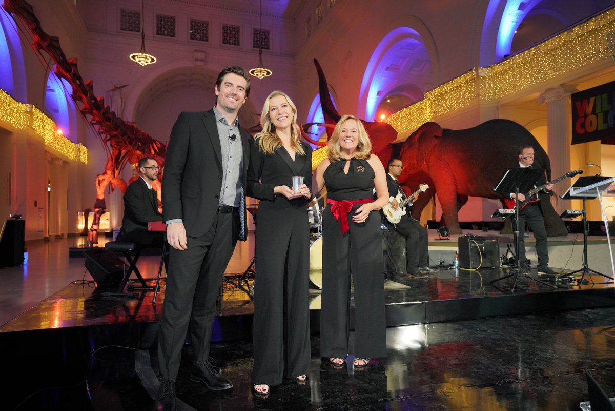 🏆 Please congratulate the 2022 winners of the CMO Rising Star Award, @NaveenSesh, Sean Tresvant, and Retta Kekic! We wish them success now, and in the future! 📷 Retta Kekic accepting her award. #CMOawards