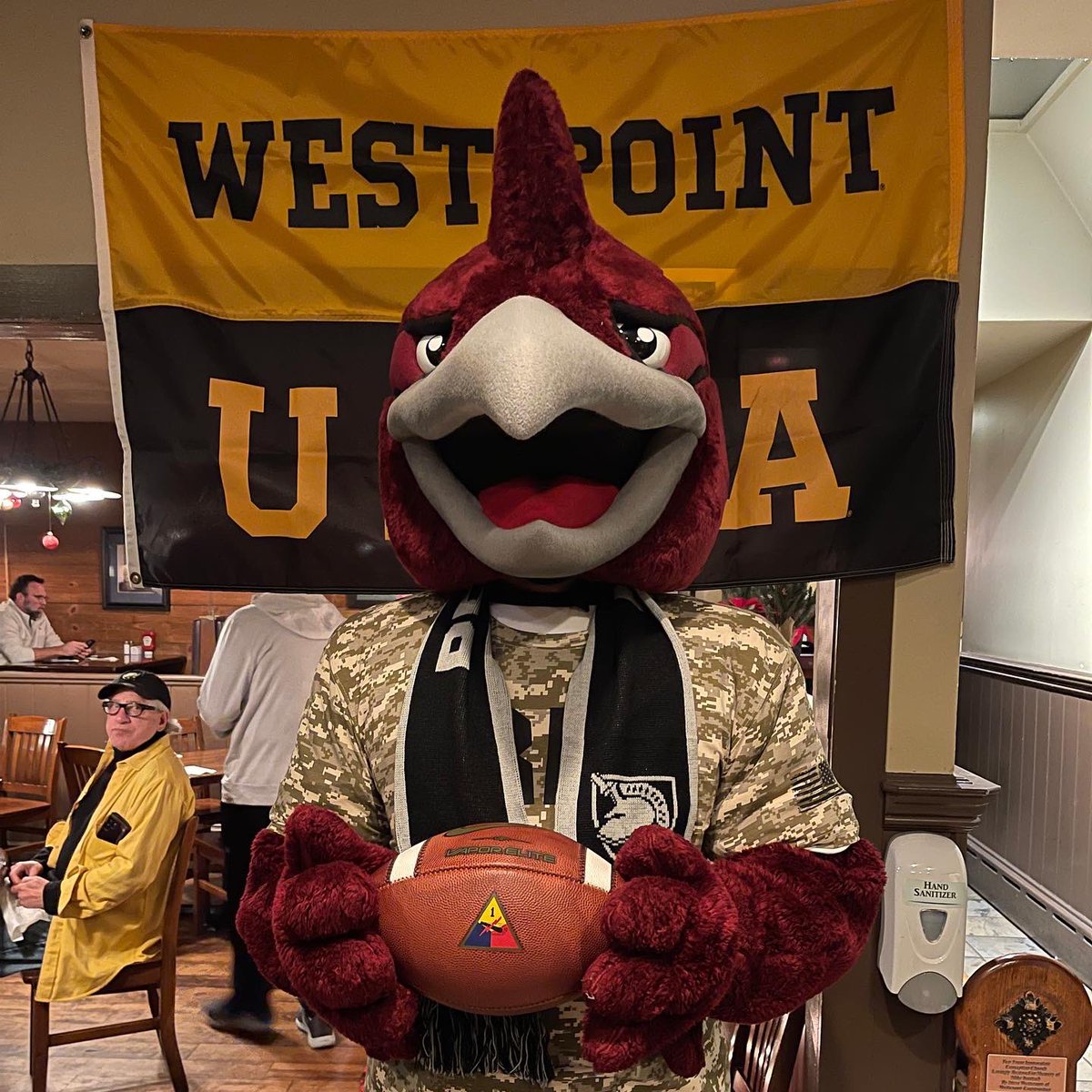 RCNJAthletics's tweet photo. The Army West Point Marathon Team met with President Jebb, VP Romano &amp; Rocky at #MBG as they took a break from running the game ball for the Army-Navy game on Saturday from West Point to Lincoln Financial Field in Philly! 
#WeAreRCNJ #ArmyNavyGame 
@ramapocollegenj @RCNJPresident https://t.co/ApjQ0T7YAr