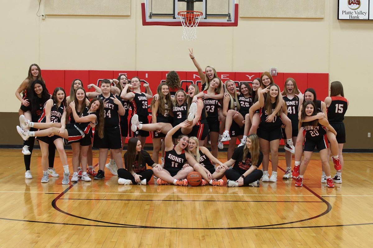 Sidney_Raiders's tweet photo. 2022-2023 Sidney Lady Raider Basketball Team #TheRaiderWay https://t.co/ffdFWScRDA