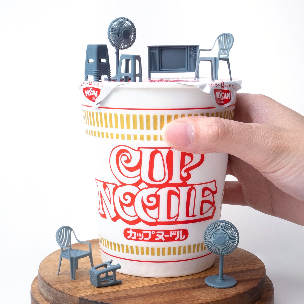 Phrozen3D's tweet photo. 📺Miniature Furniture📺(1/7)

Do you remember the fans we shared a few days ago? Other than electric fans, @weirdomodelss has created a whole set of miniature furniture!

#miniaturemodel #tiny #standingfan #miniature #furniture https://t.co/Z4fKIYzNOb