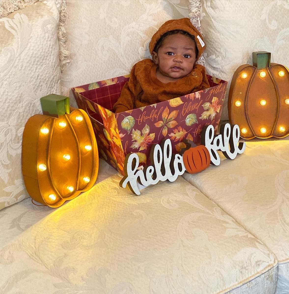 Lex_Parrham's tweet photo. My baby is the cutest 🥰🤎🫶🏾🍂 https://t.co/z5QpHyUwlK