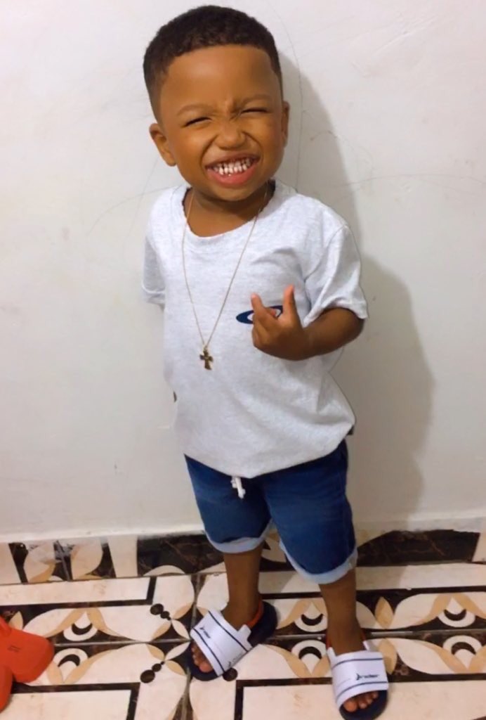 Hadassa_20's tweet photo. Meu homenzinho ta crescendo 🥺🥰🤍 https://t.co/ZDe3xYJ9NR
