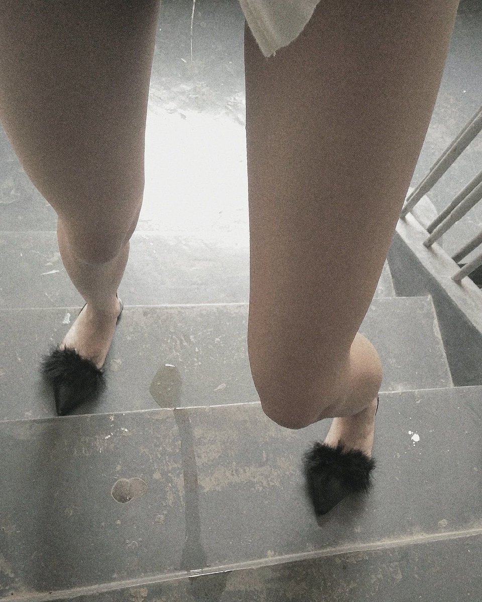 qiqiss331's tweet photo. 憋不住真的会漏出来… #憋尿 #任务 #女m #女s #绿帽 #绿帽王八 #露出 #女绿 #反差 #反差婊投稿 https://t.co/1ezu6K3iYi