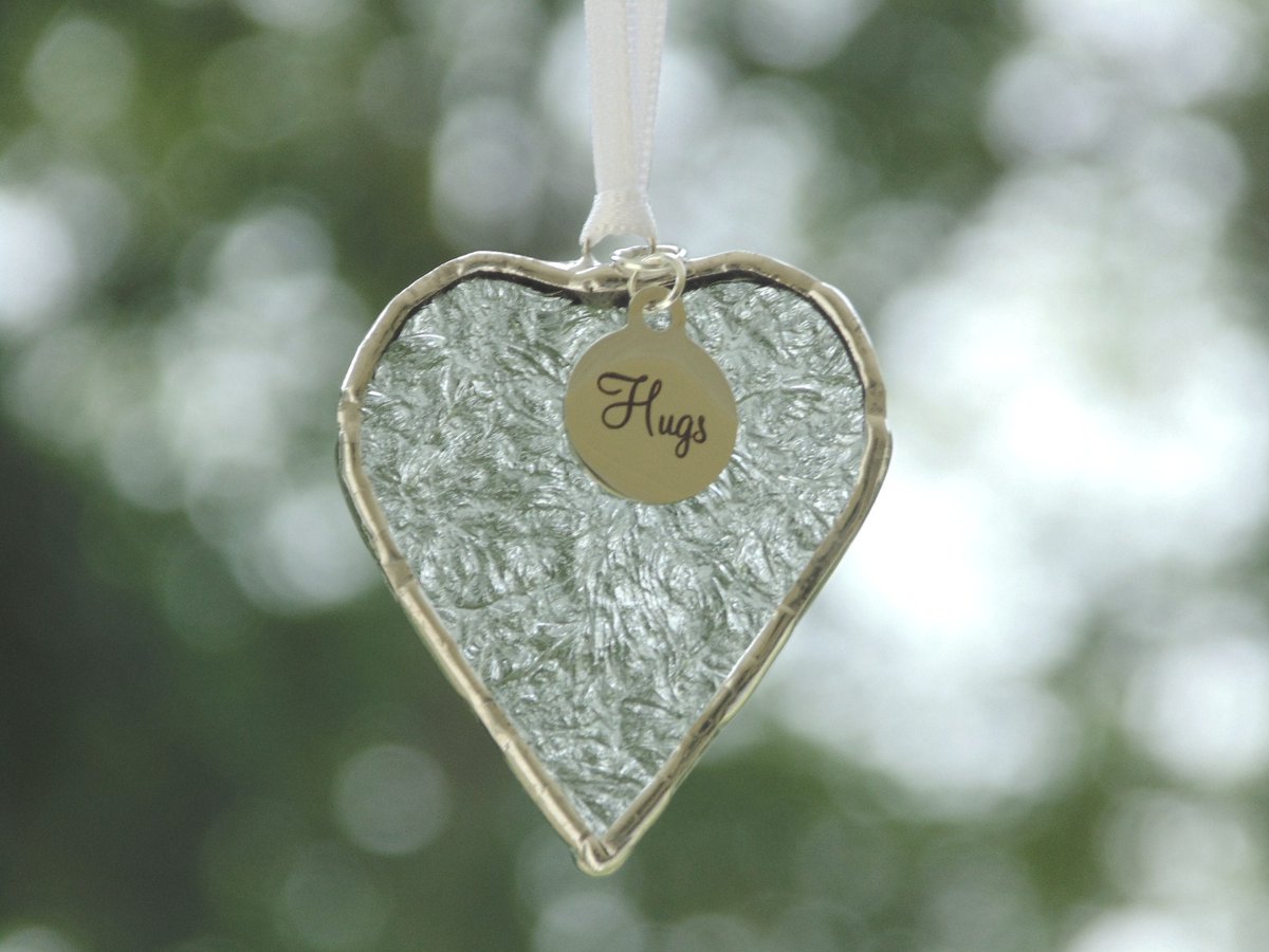 stndglass's tweet photo. Hugs, stained glass heart suncatcher ornament, thinking of you gift https://t.co/fHqnJCjyAN #DesignsStainedGlass #Etsy #SupportGift https://t.co/VqCGpR2yOp